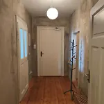 3,5 Zimmer-wohnung Mit Altbau-charme Апартаменты