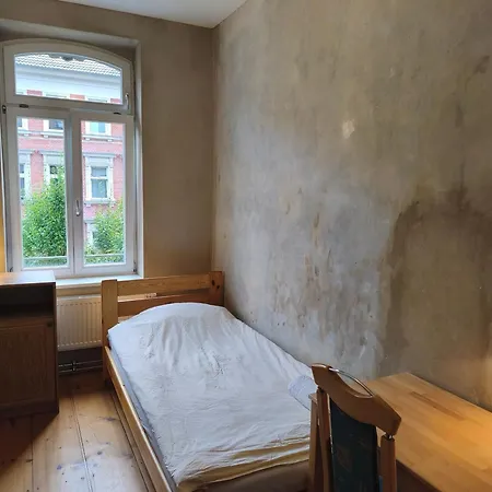 3,5 Zimmer-wohnung Mit Altbau-charme Apartamento