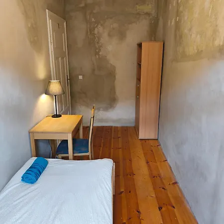 3,5 Zimmer-wohnung Mit Altbau-charme Lipsk
