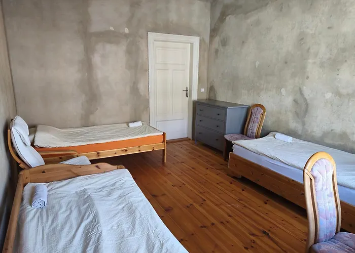 3,5 Zimmer-wohnung Mit Altbau-charme * Leipzig