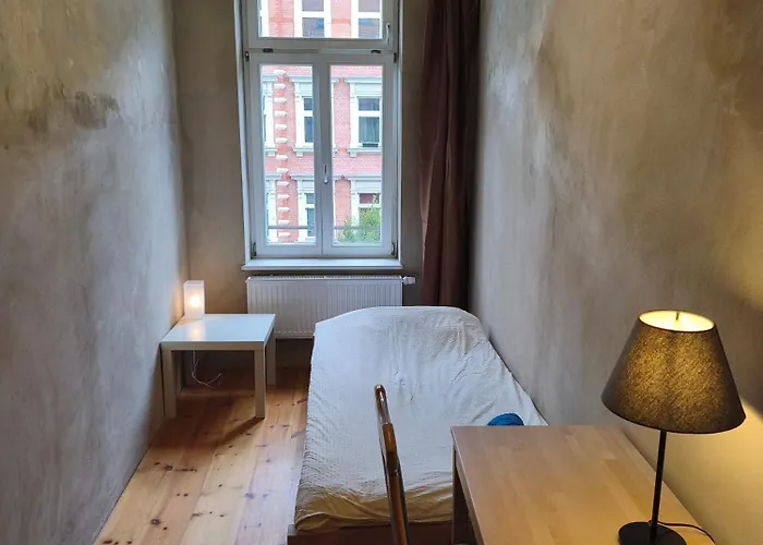 3,5 Zimmer-wohnung Mit Altbau-charme